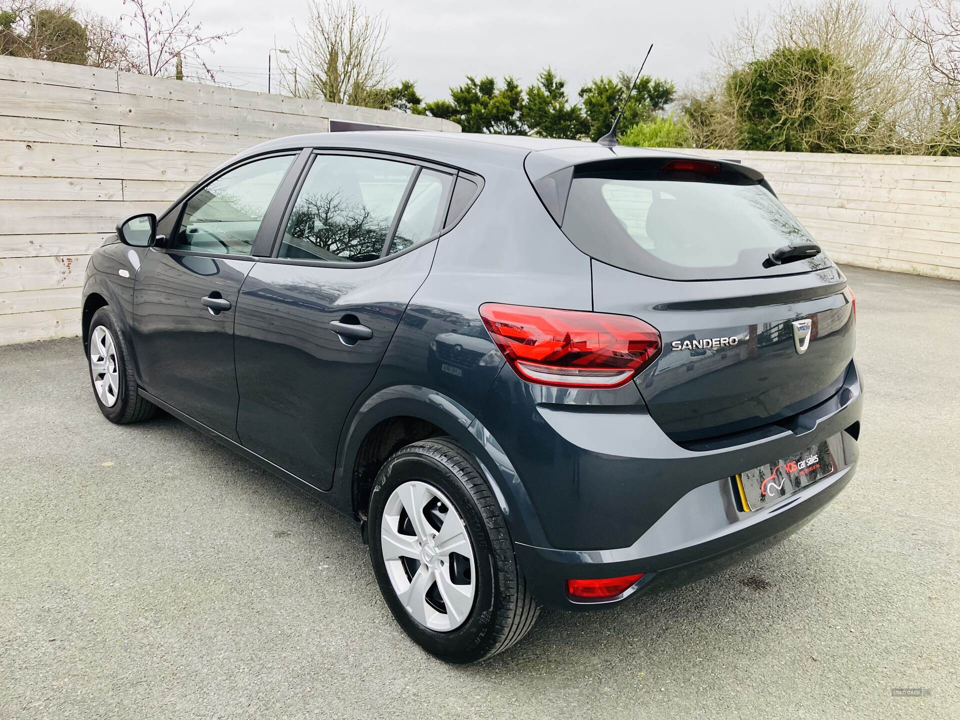 Dacia Sandero HATCHBACK in Down