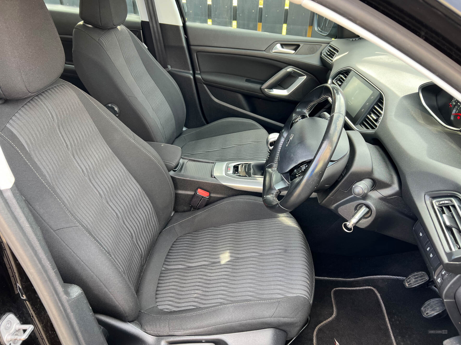May 2015 Peugeot 308 1.6 HDi 115 Active 5dr
