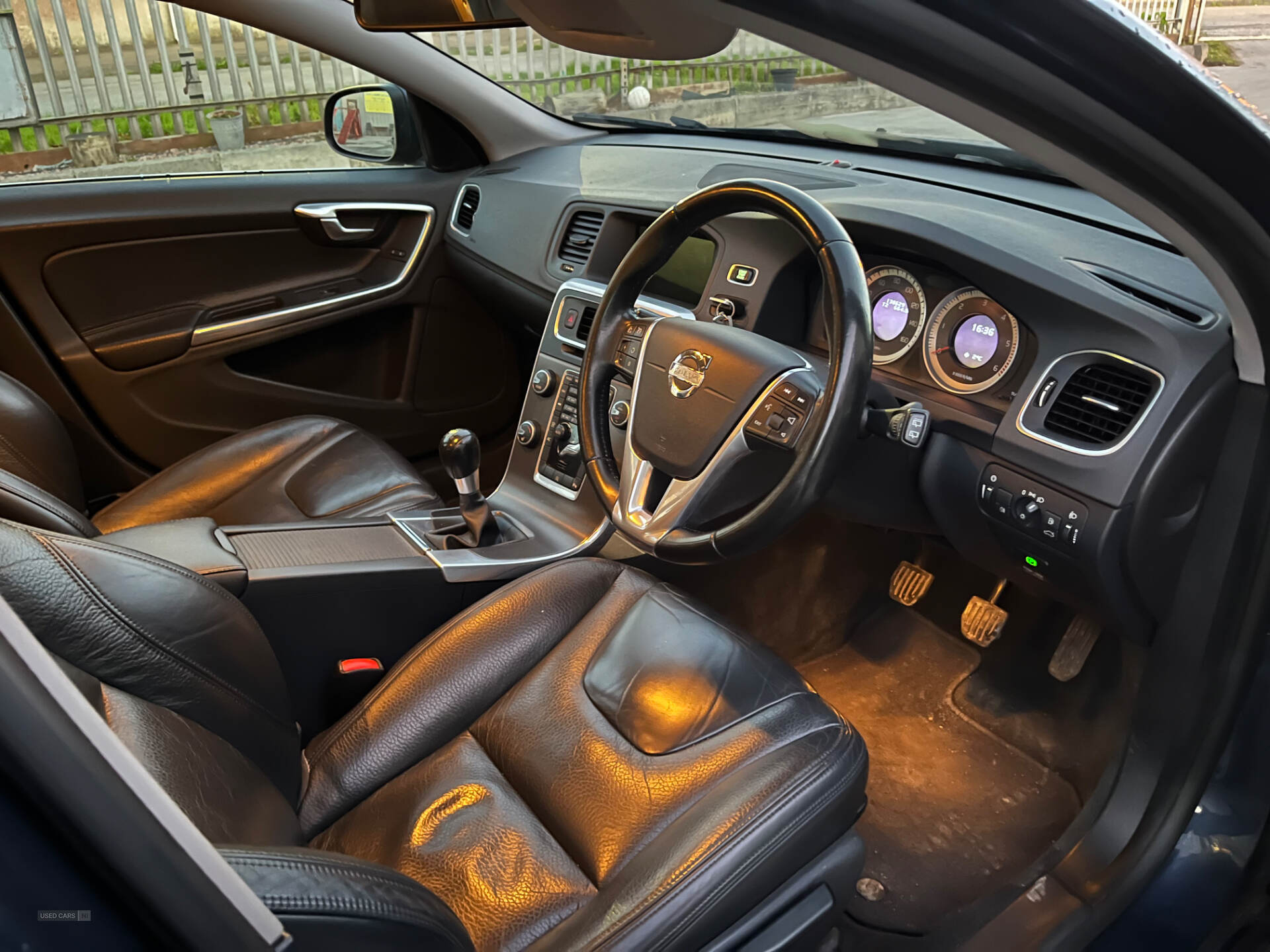 Mar 2013 Volvo V60 D3 [136] SE Nav 5dr