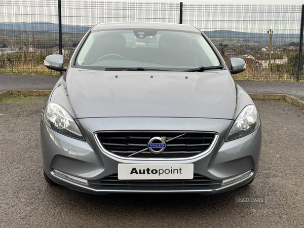 Volvo V40 DIESEL HATCHBACK in Antrim