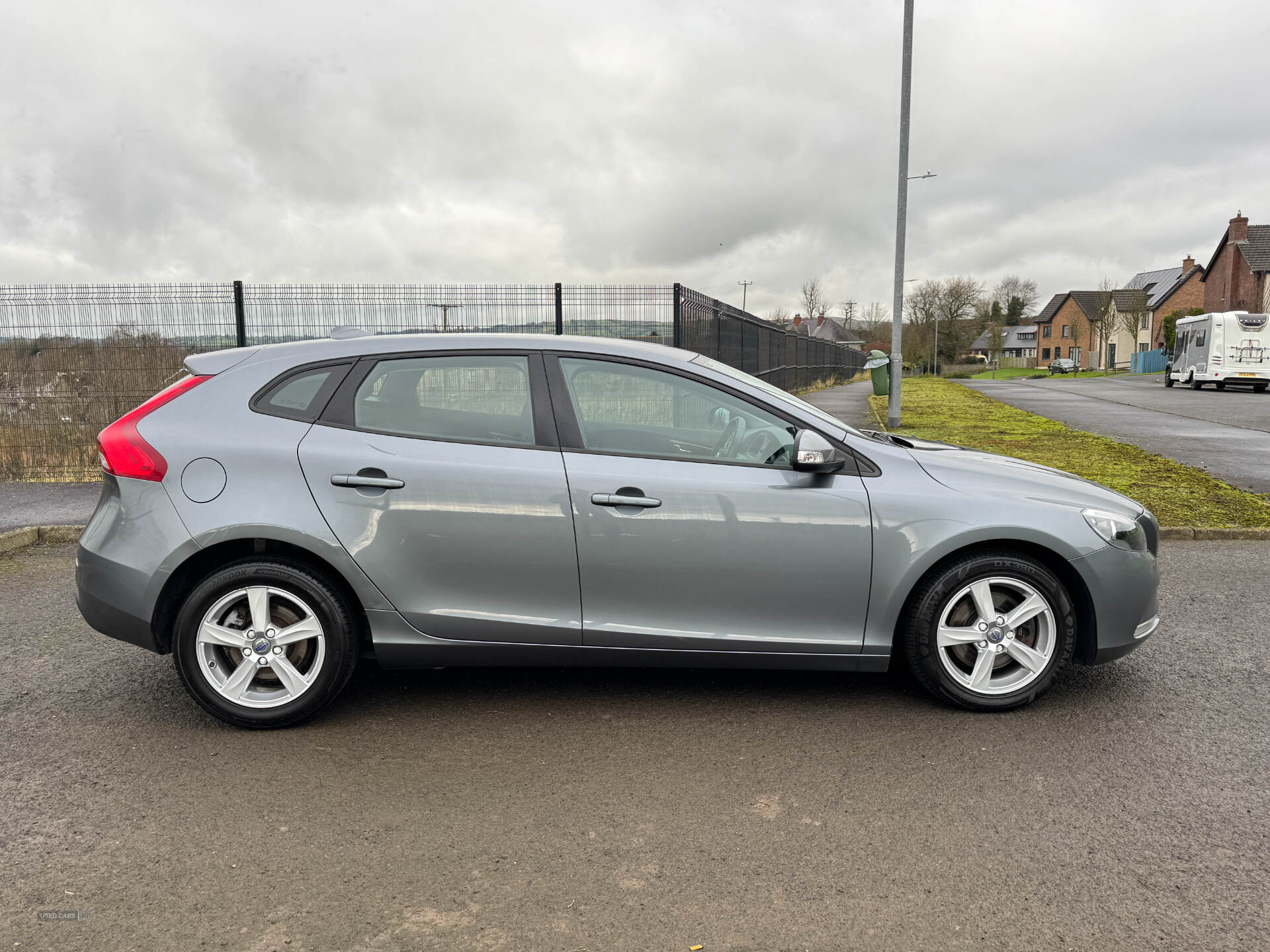 Volvo V40 DIESEL HATCHBACK in Antrim