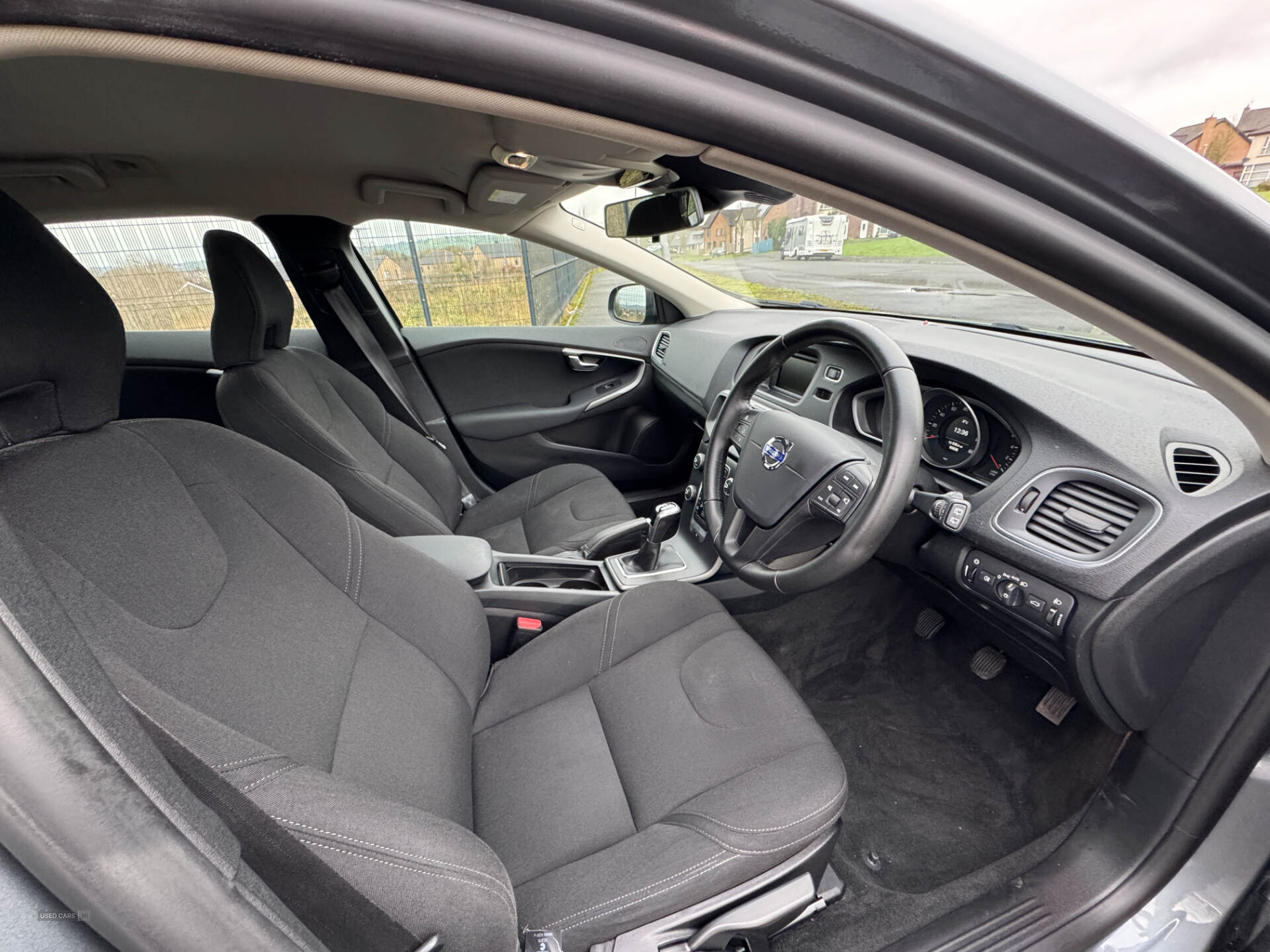 Volvo V40 DIESEL HATCHBACK in Antrim