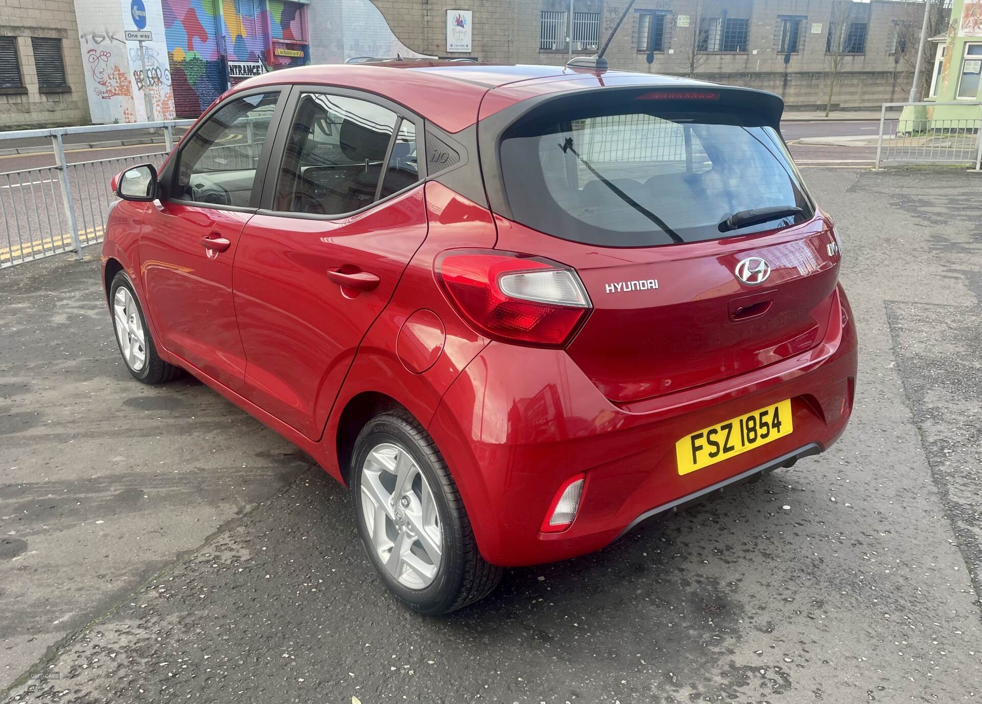 Hyundai i10 HATCHBACK in Down