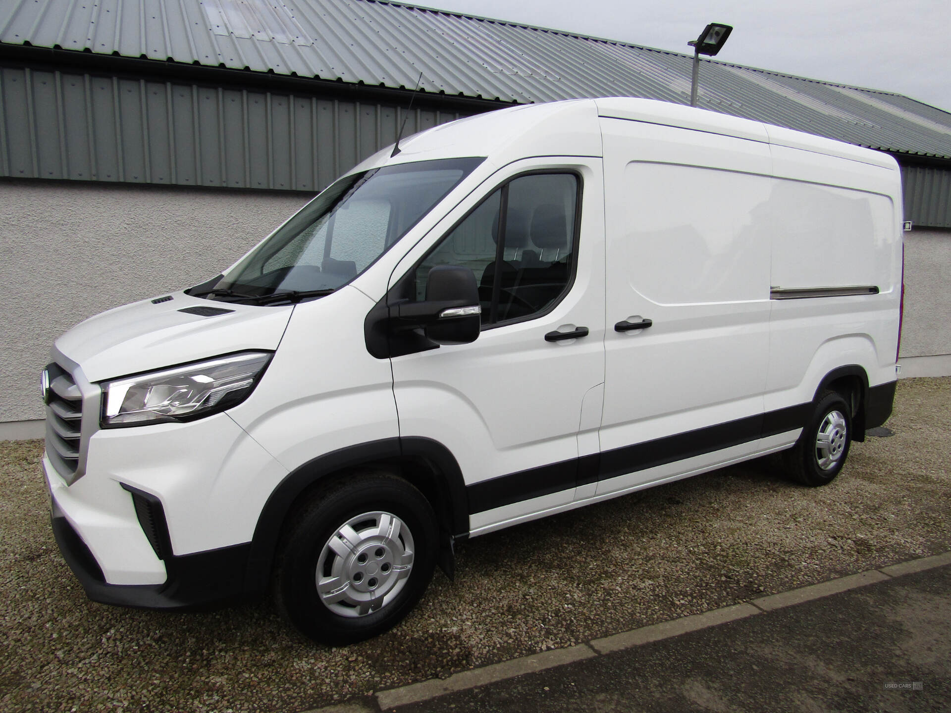 Oct 2021 MAXUS / LDV Deliver 9 2.0 D20 163 High Roof Van