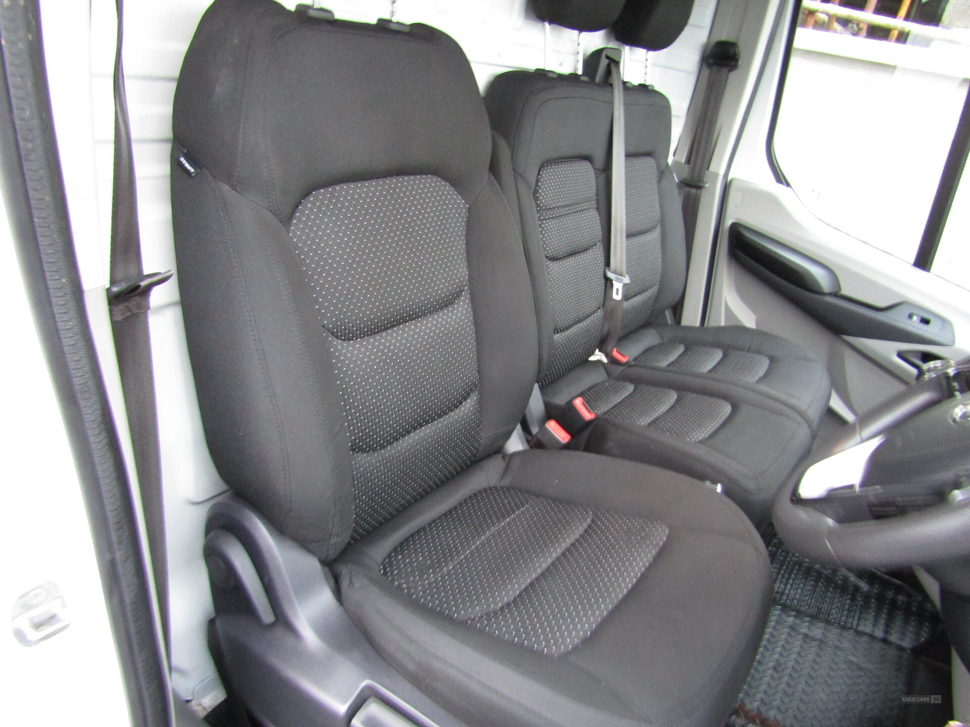Oct 2021 MAXUS / LDV Deliver 9 2.0 D20 163 High Roof Van