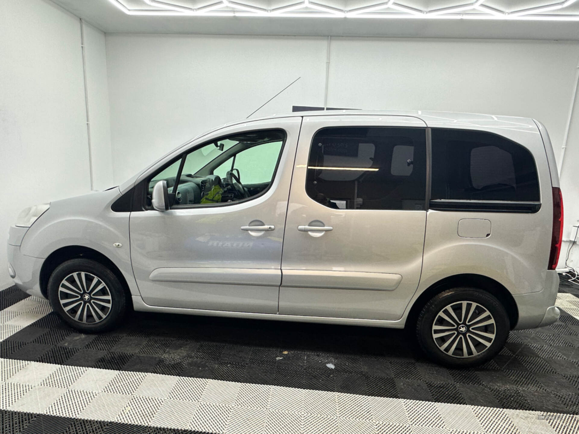 Nov 2013 Peugeot Partner Tepee 1.6 HDi 92 S 5dr