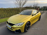 BMW M4 COUPE in Down