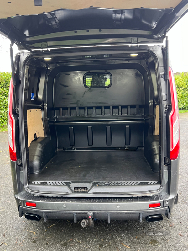 Ford Transit Custom 320 L1 DIESEL FWD in Down