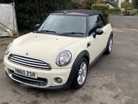 MINI Convertible 1.6 Cooper D 2dr in Down