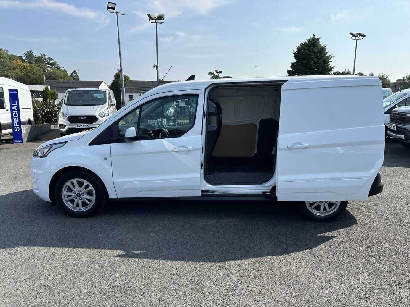 Feb 2021 Ford Transit Connect 1.5 EcoBlue 120ps Limited Van