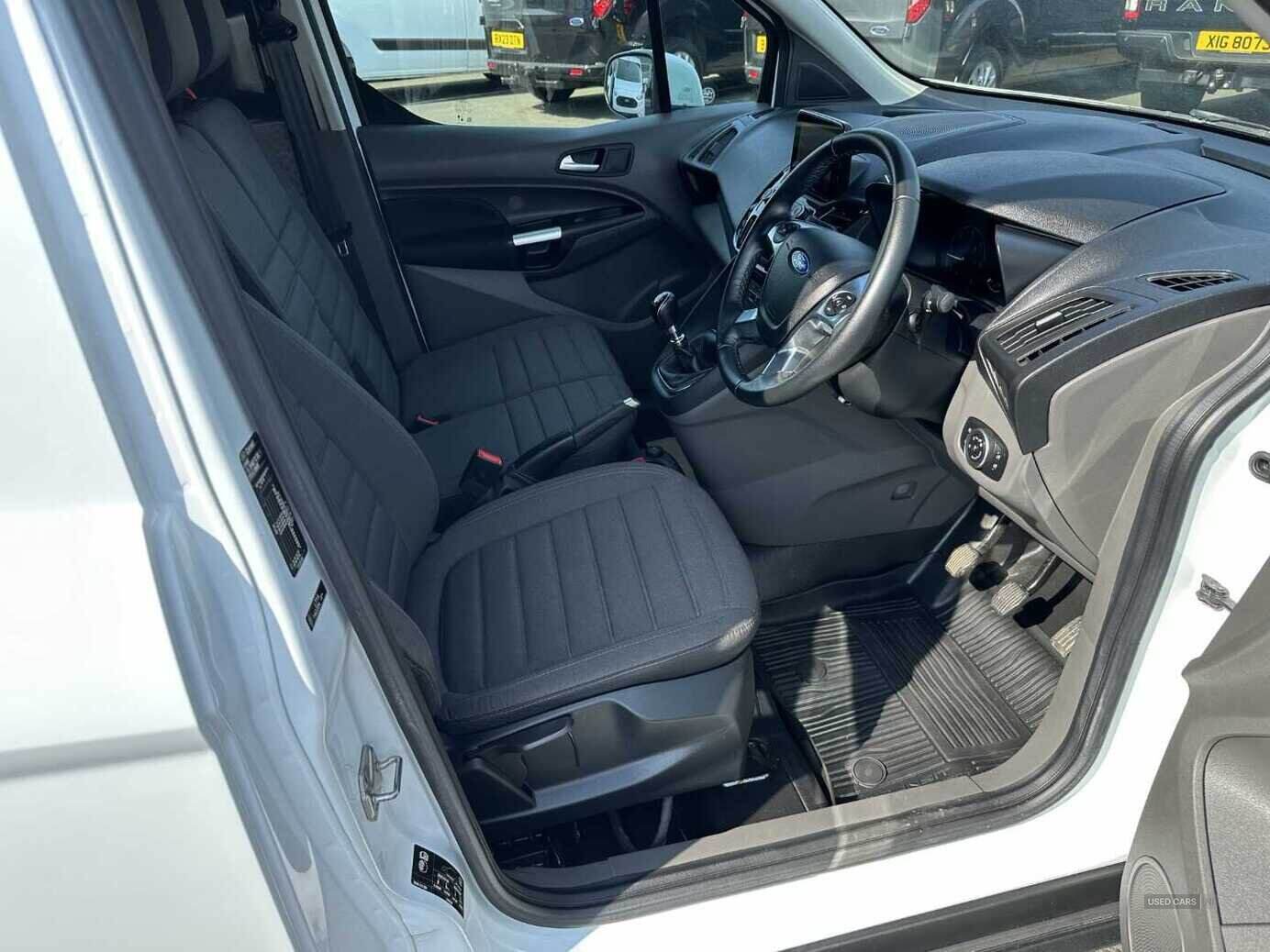 Feb 2021 Ford Transit Connect 1.5 EcoBlue 120ps Limited Van