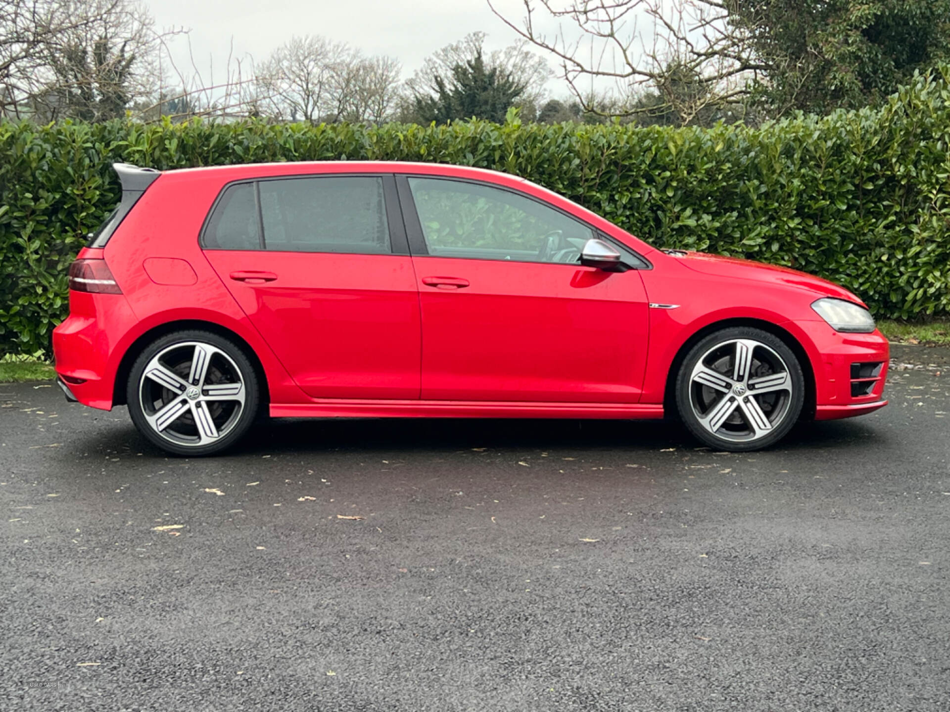 Volkswagen Golf HATCHBACK in Down