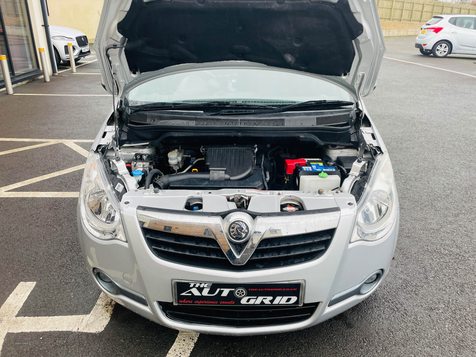 Sep 2013 Vauxhall Agila 1.2 VVT SE 5dr Auto