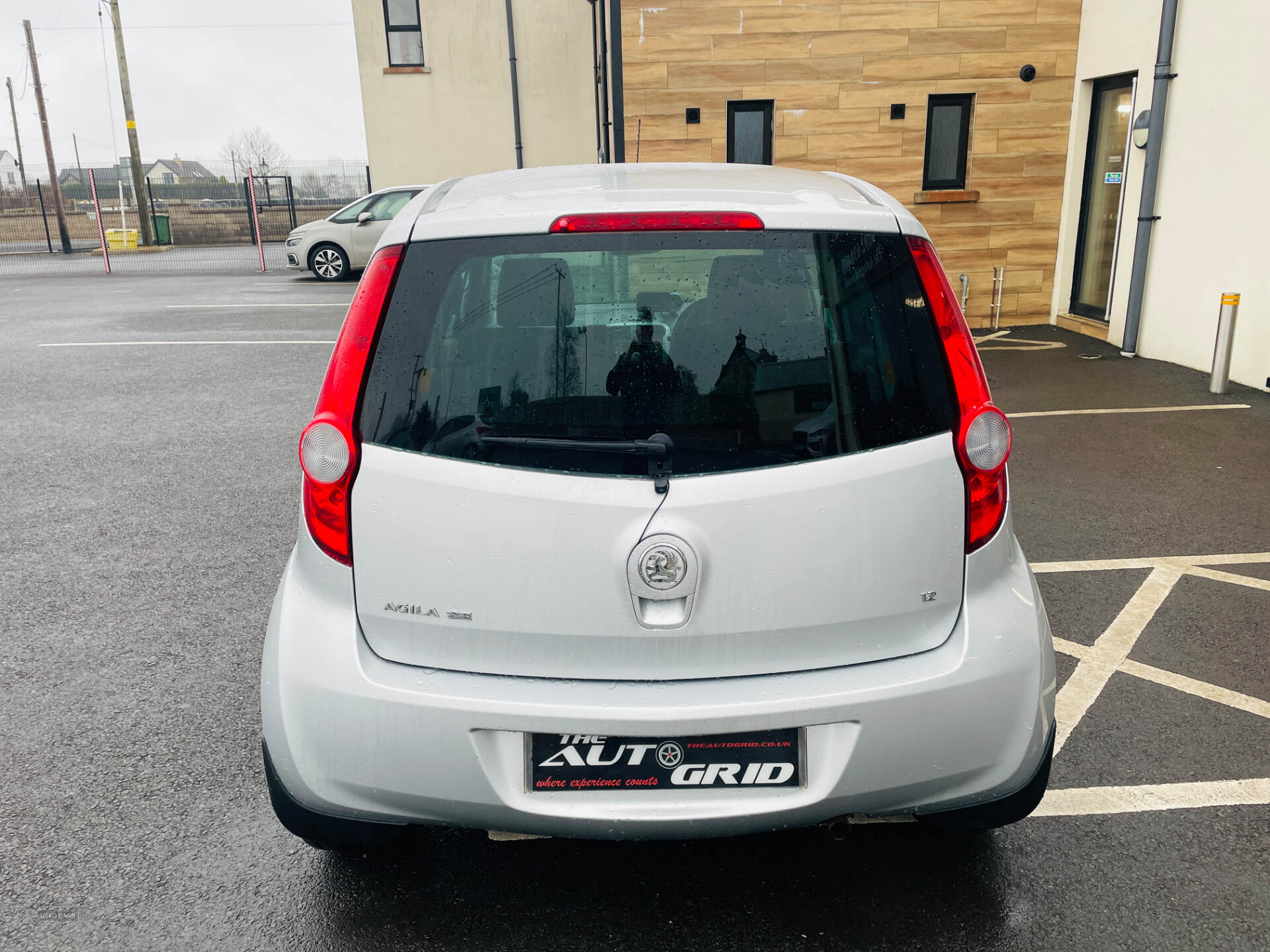 Sep 2013 Vauxhall Agila 1.2 VVT SE 5dr Auto