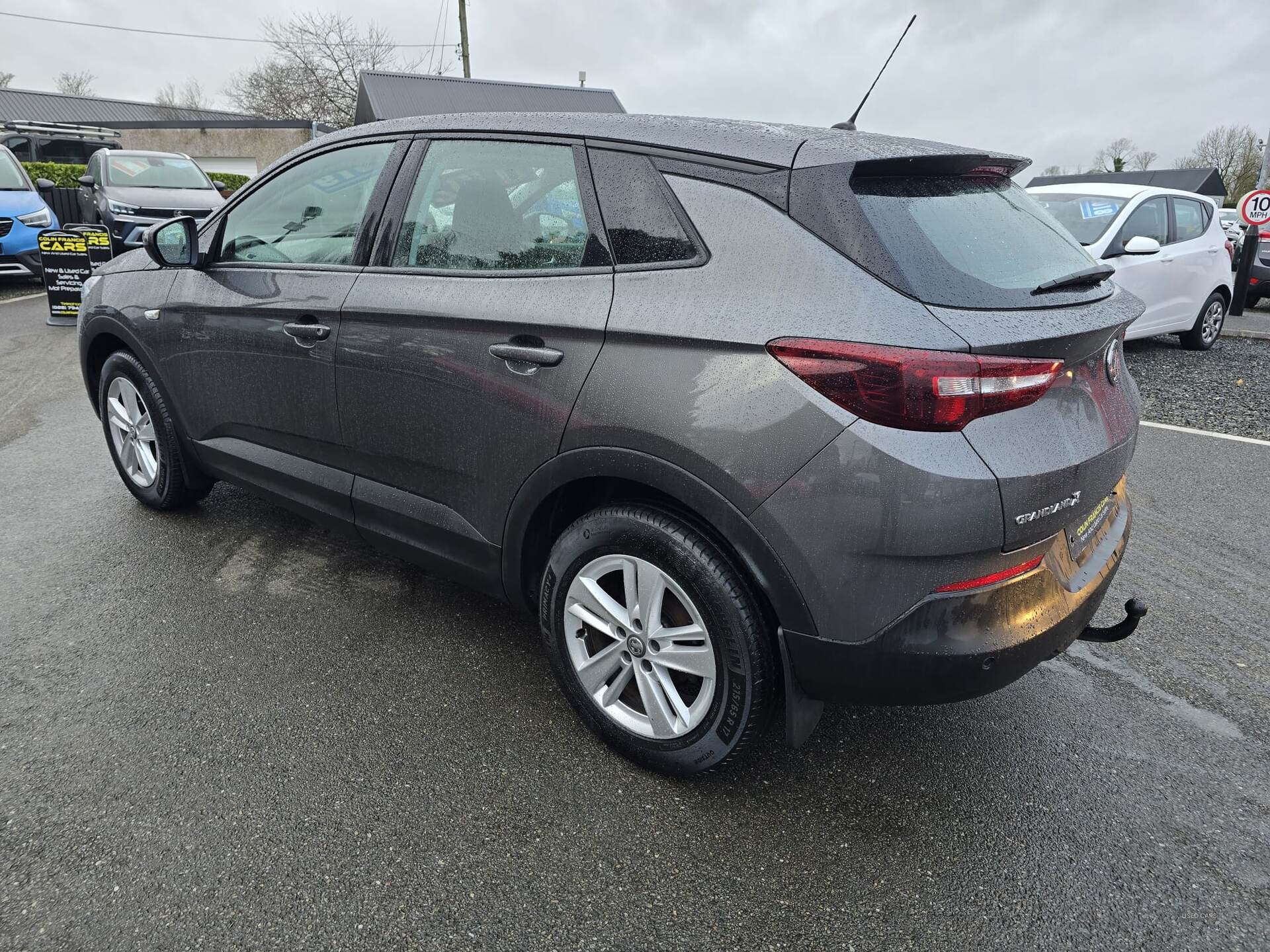 Apr 2019 Vauxhall Grandland X 1.5 Turbo D SE 5dr