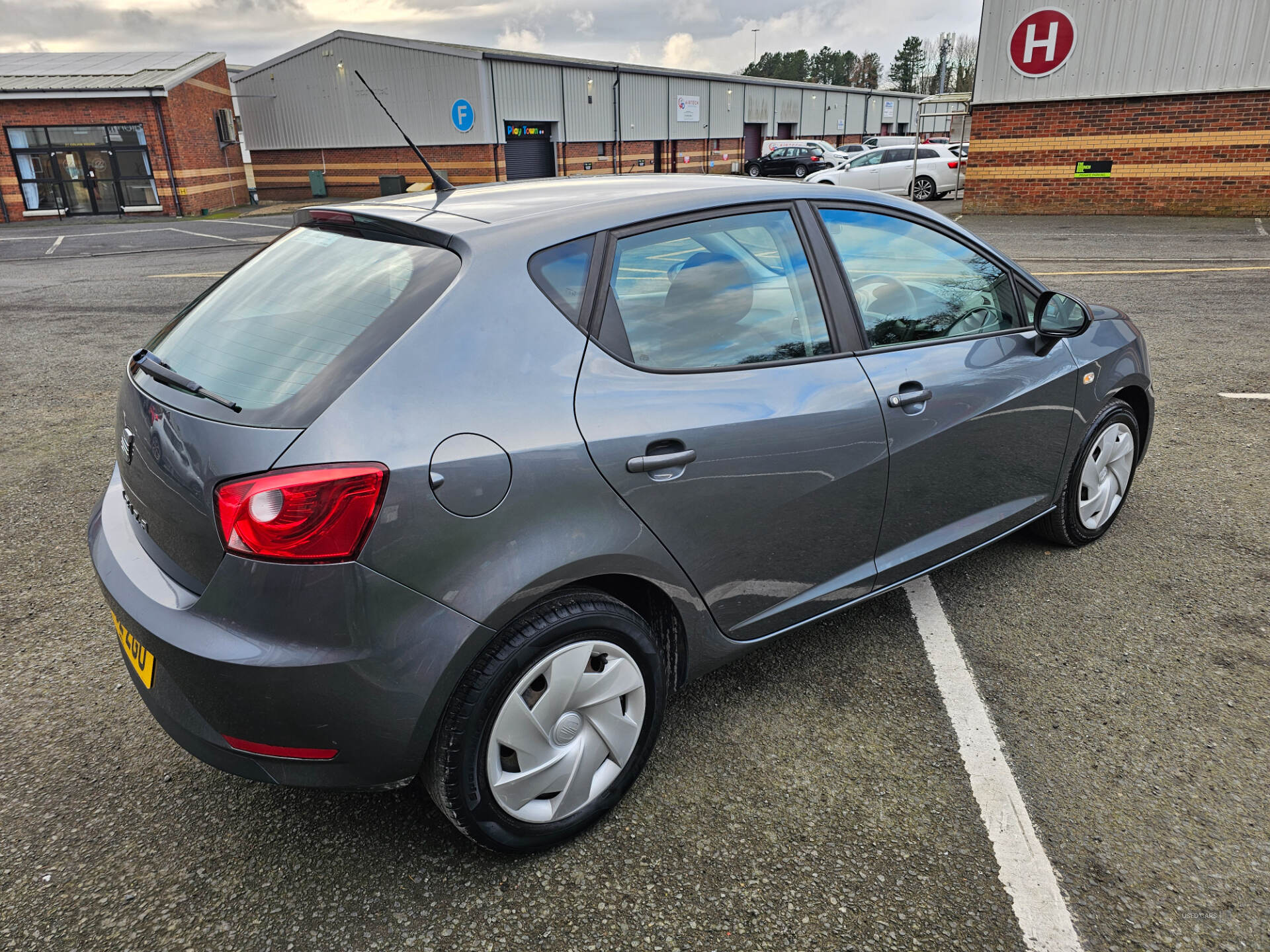 Seat Ibiza HATCHBACK in Down