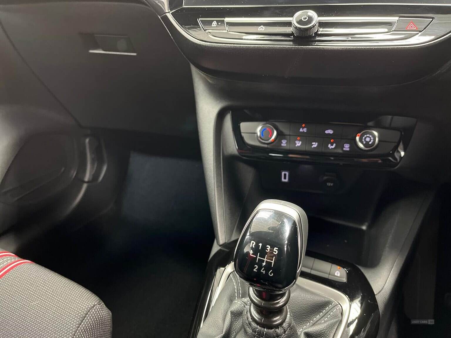 Dec 2024 Vauxhall Corsa 1.2 Turbo Yes 5Dr (04/2024 >)
