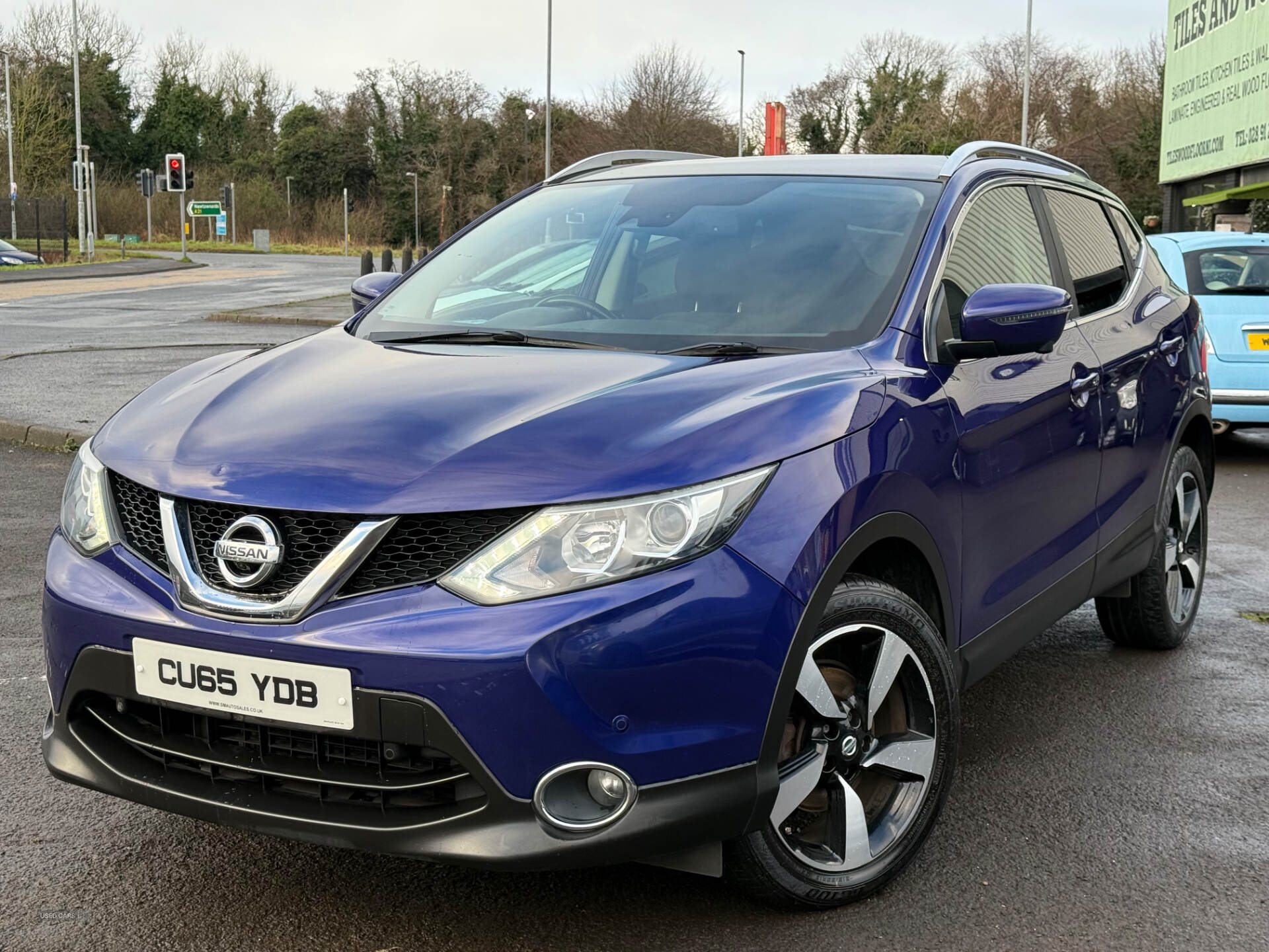 Nissan Qashqai DIESEL HATCHBACK in Down