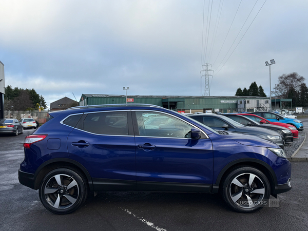 Nissan Qashqai DIESEL HATCHBACK in Down