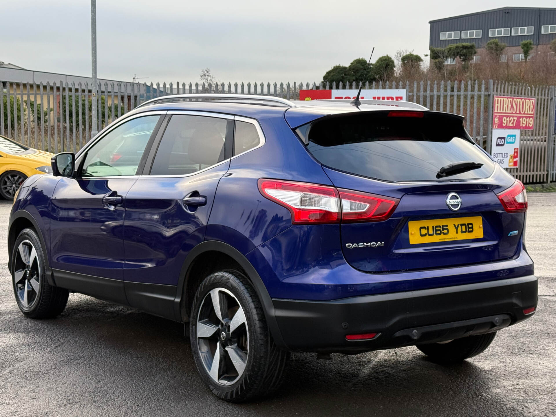 Nissan Qashqai DIESEL HATCHBACK in Down