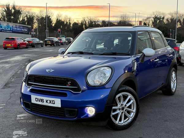 MINI Countryman DIESEL HATCHBACK in Down