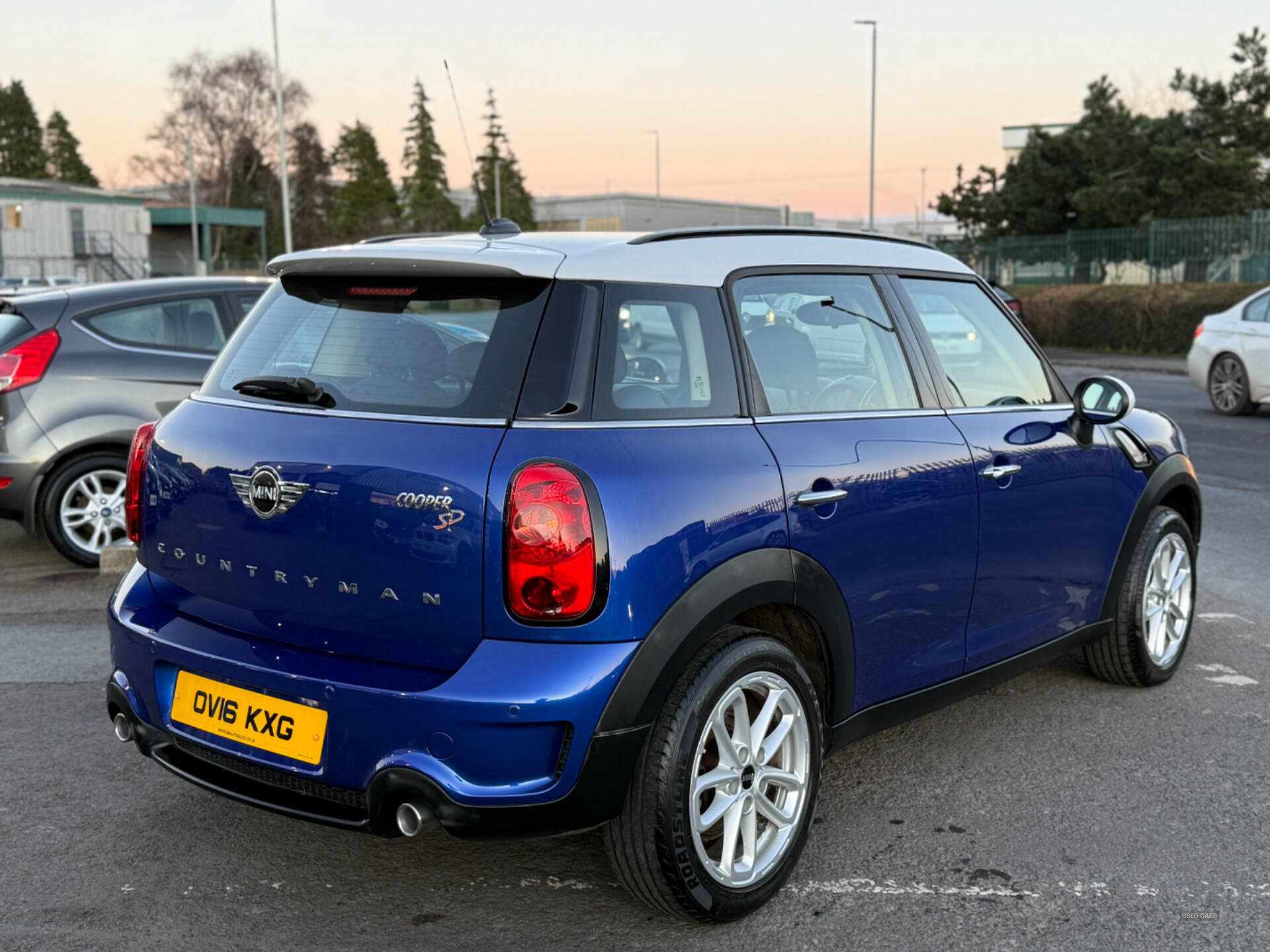 MINI Countryman DIESEL HATCHBACK in Down