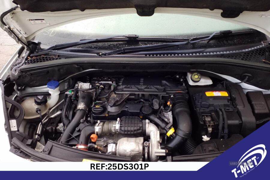 Sep 2014 Citroen DS3 1.6 e-HDi Airdream DStyle Plus 3dr
