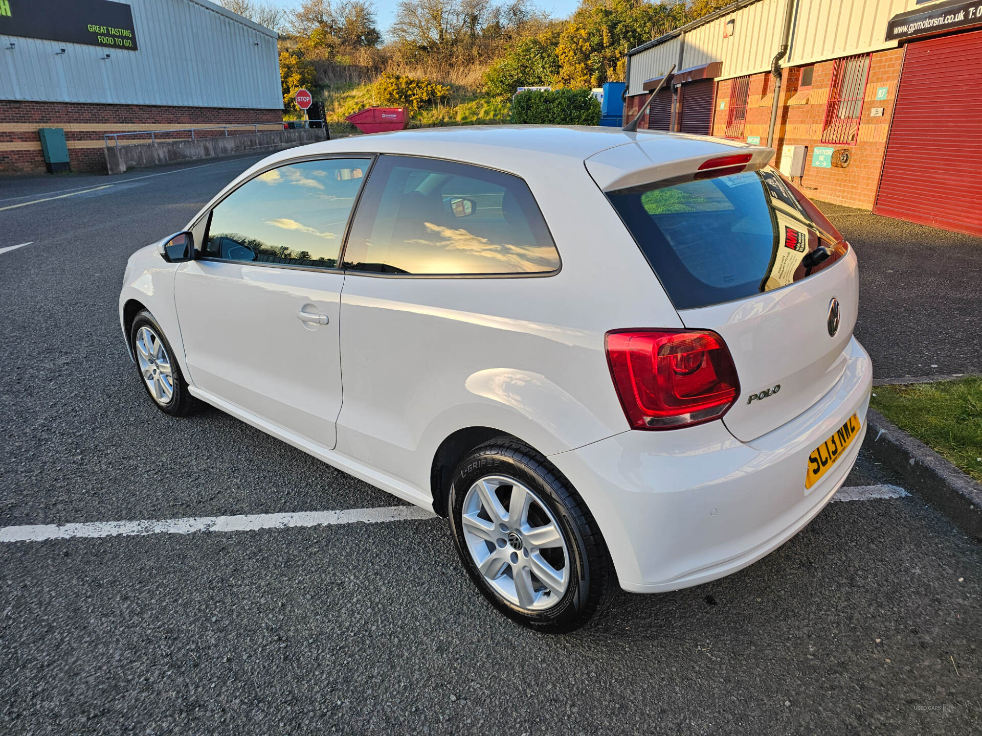 Volkswagen Polo HATCHBACK in Down