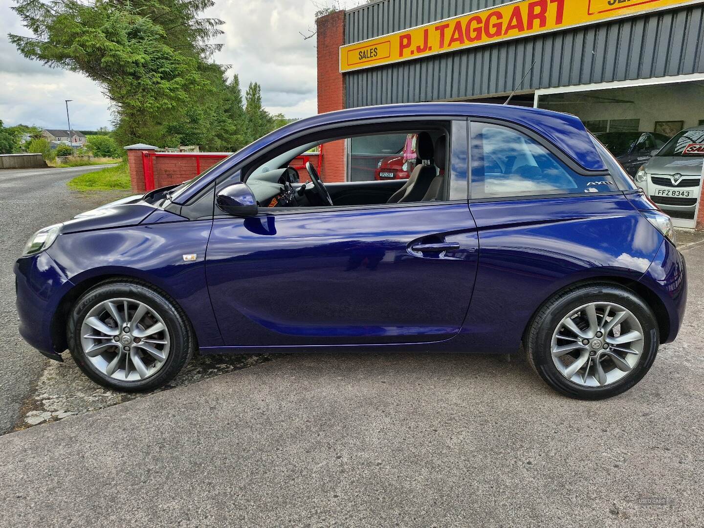 Feb 2016 Vauxhall Adam 1.2i Jam 3dr