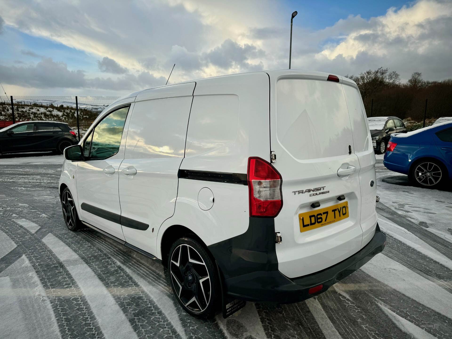 Ford Transit Courier DIESEL in Derry / Londonderry