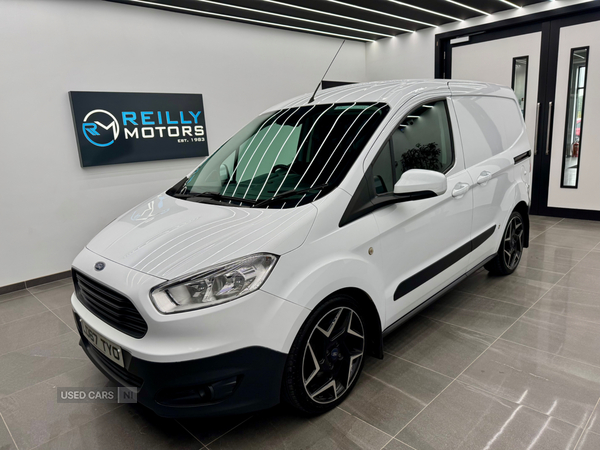 Ford Transit Courier DIESEL in Derry / Londonderry