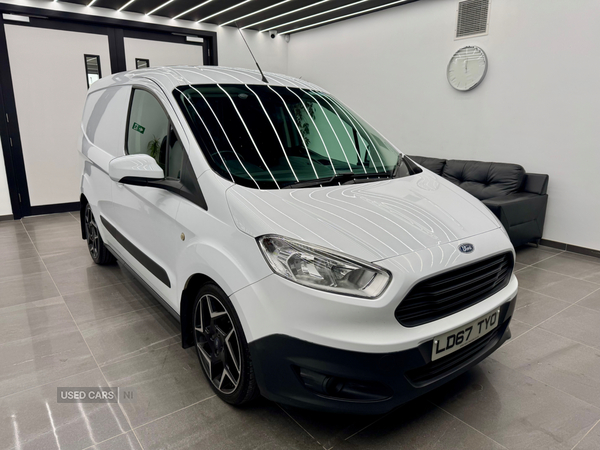 Ford Transit Courier DIESEL in Derry / Londonderry