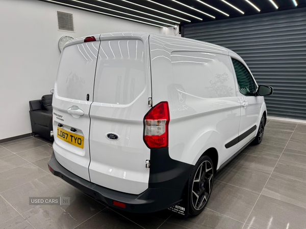 Ford Transit Courier DIESEL in Derry / Londonderry