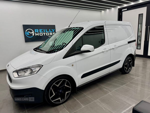 Ford Transit Courier DIESEL in Derry / Londonderry