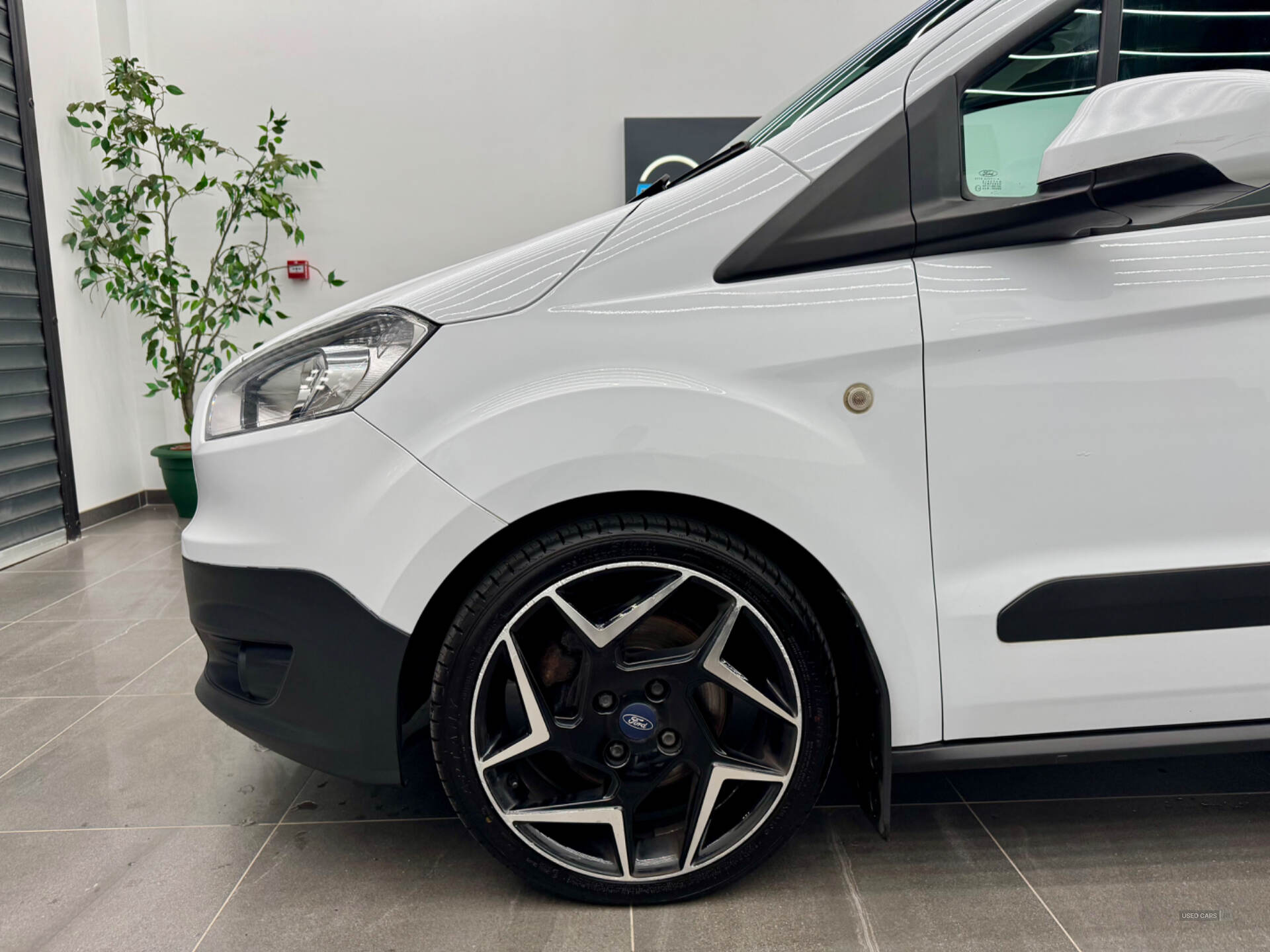 Ford Transit Courier DIESEL in Derry / Londonderry