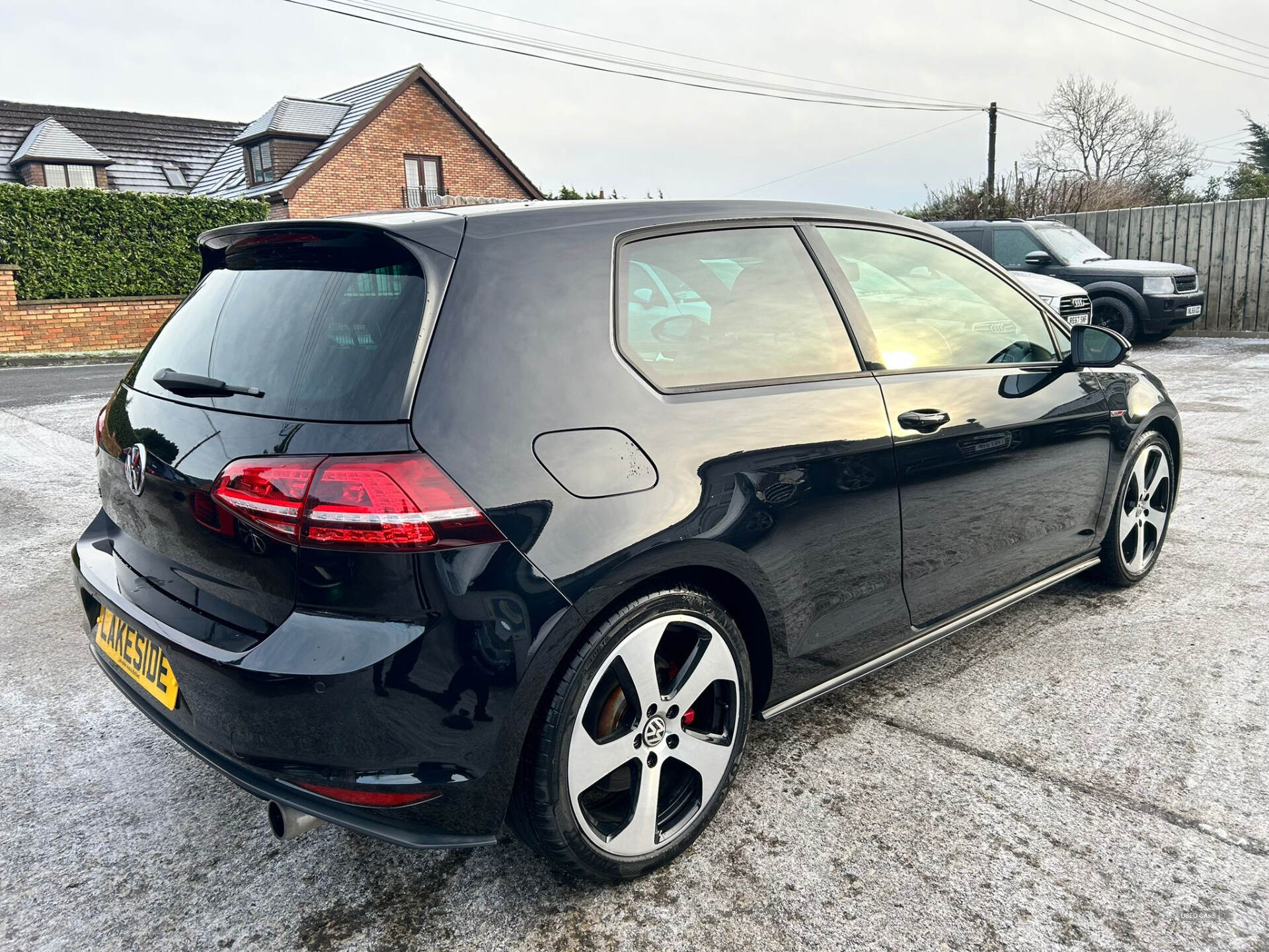 Volkswagen Golf HATCHBACK in Down