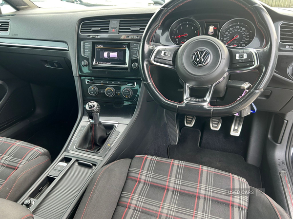 Volkswagen Golf HATCHBACK in Down