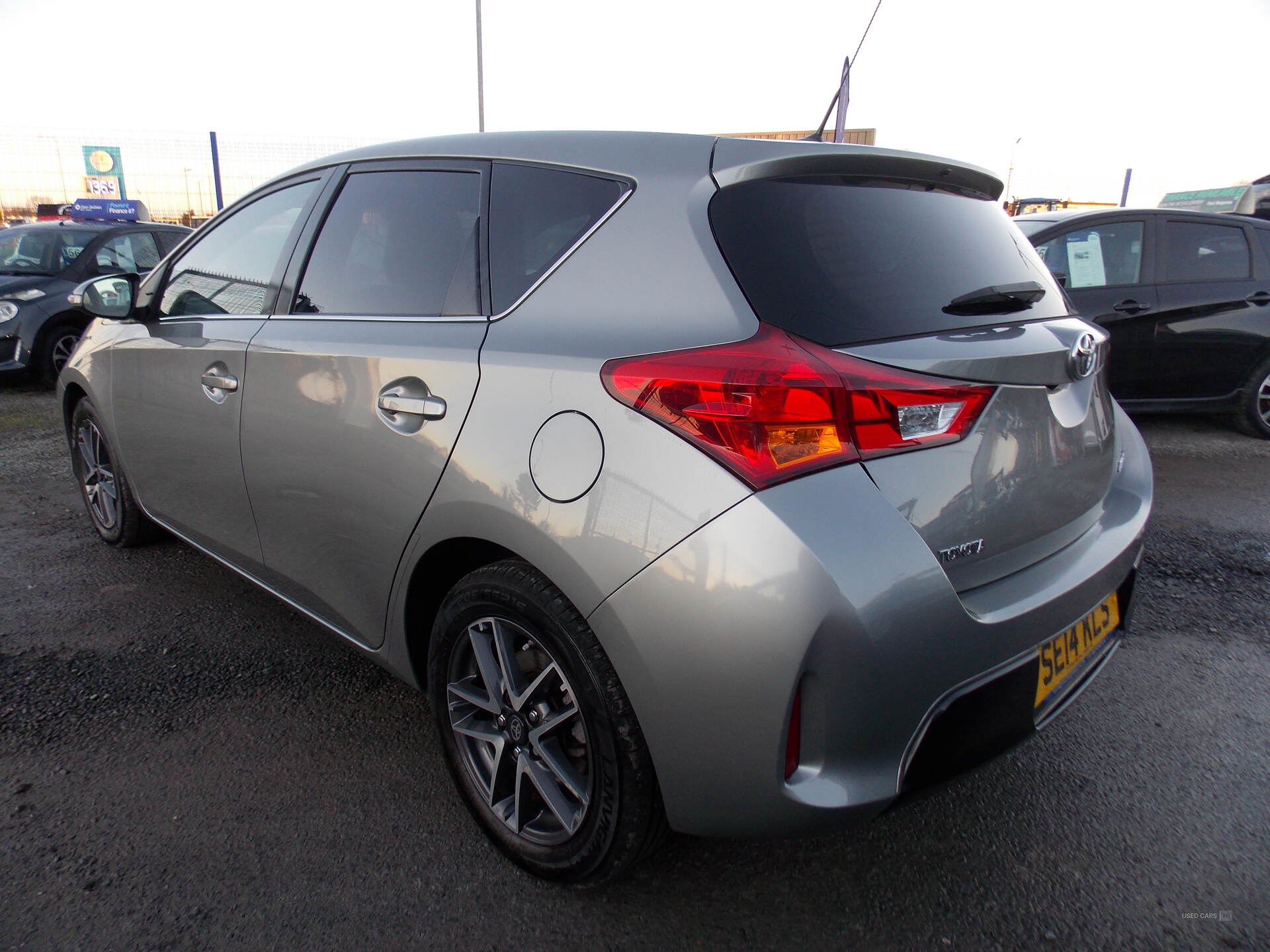 Jun 2015 Toyota Auris 1.33 Dual VVTi Icon+ 5dr