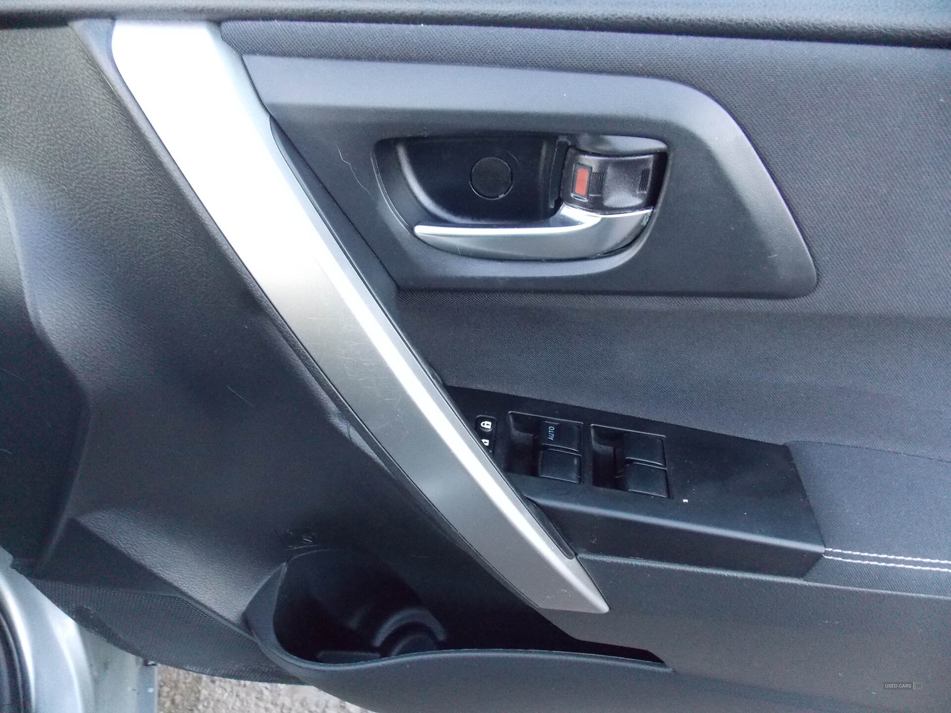 Jun 2015 Toyota Auris 1.33 Dual VVTi Icon+ 5dr