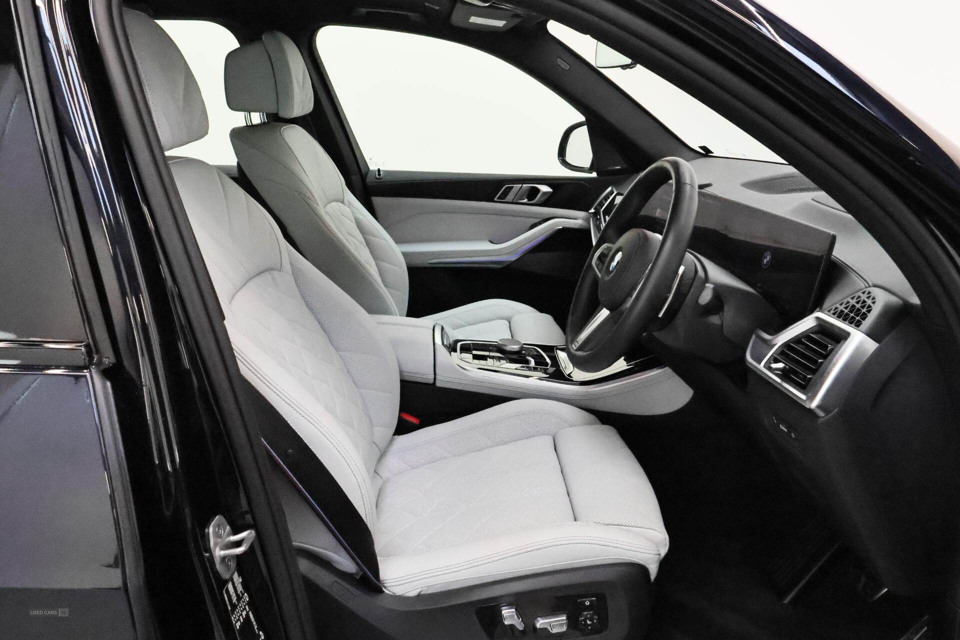Nov 2023 BMW X5 xDrive30d MHT M Sport 5dr Auto