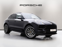 Porsche Macan 5dr PDK in Antrim