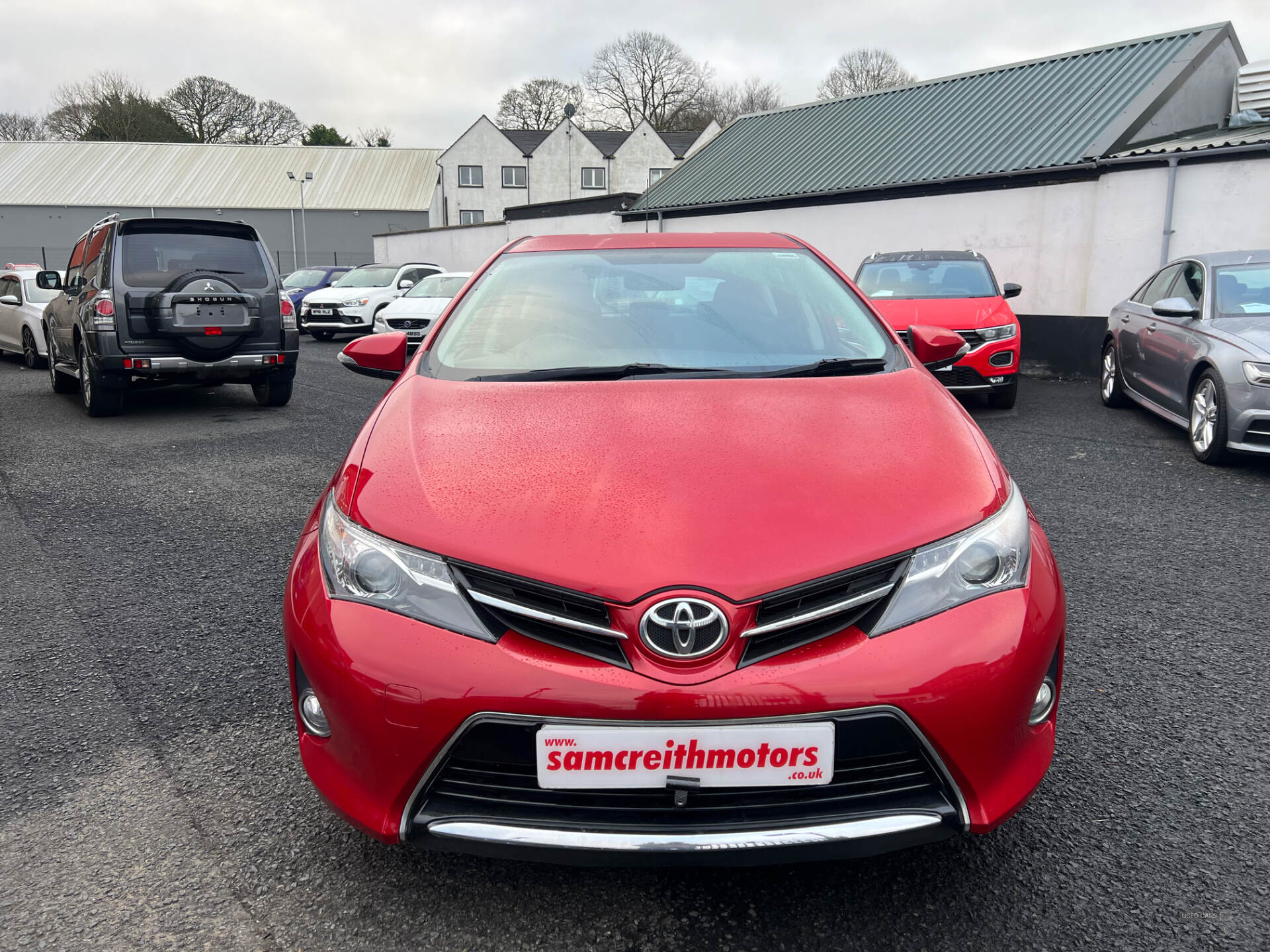 Toyota Auris HATCHBACK in Antrim