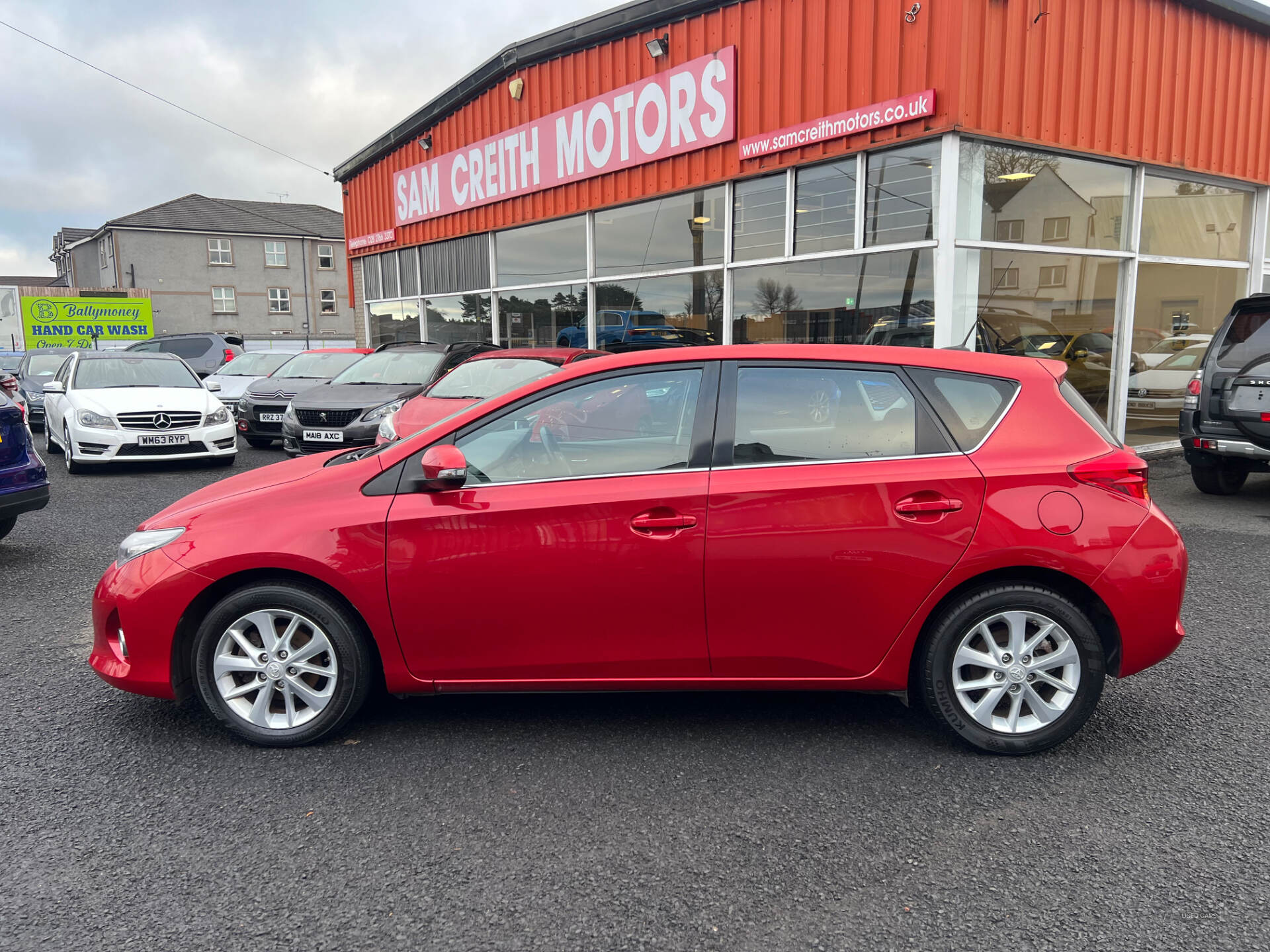 Toyota Auris HATCHBACK in Antrim