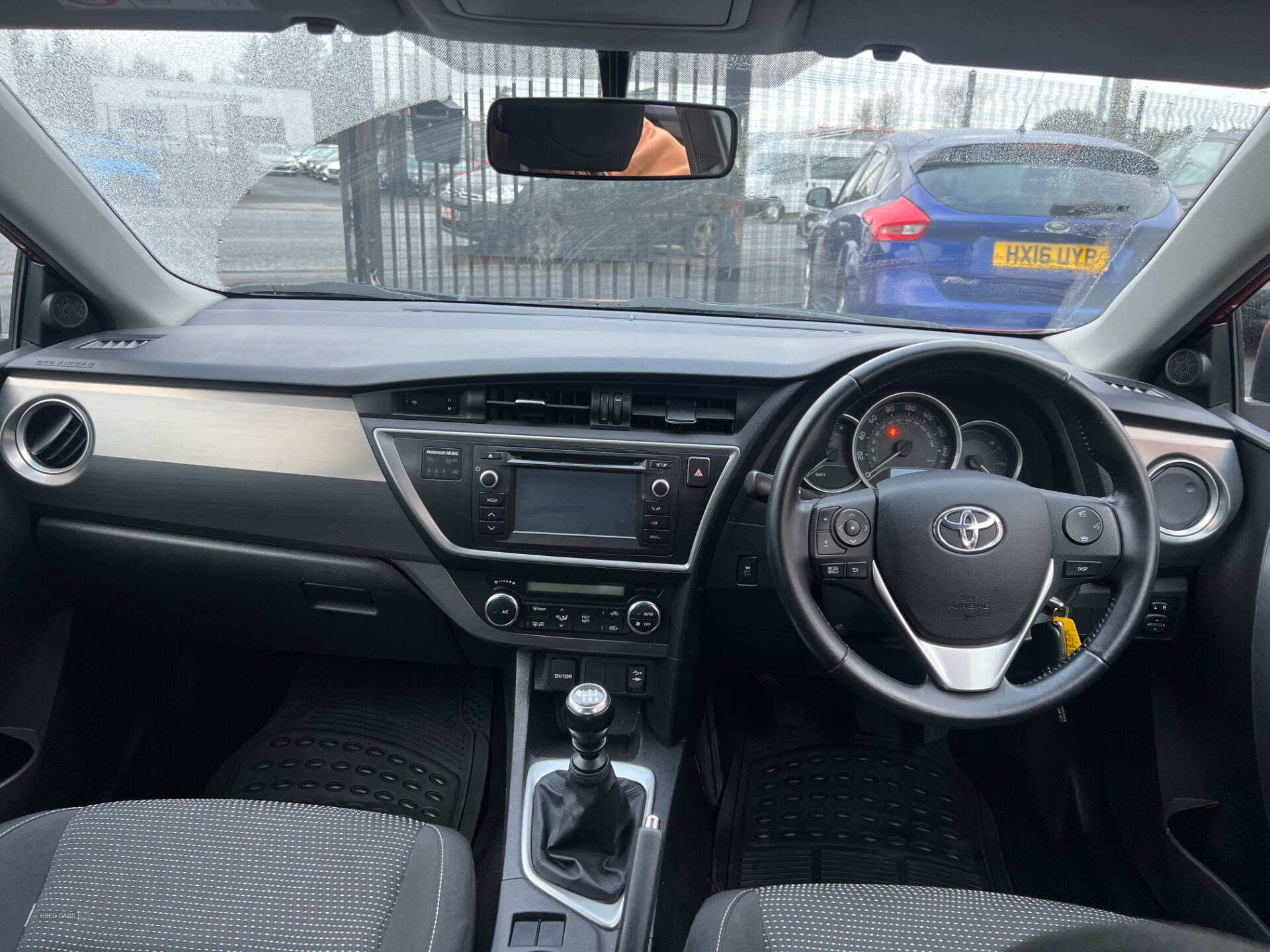 Toyota Auris HATCHBACK in Antrim