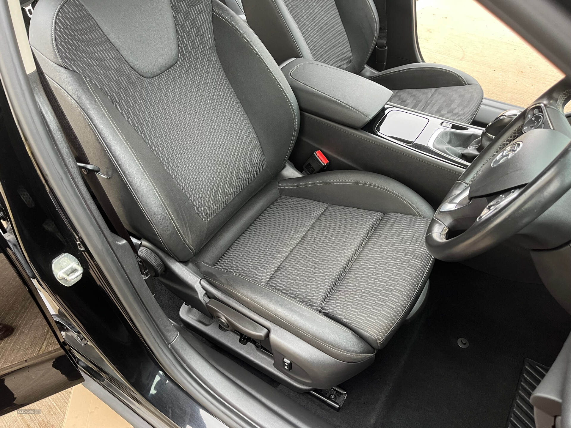 Aug 2018 Vauxhall Insignia 1.6 Turbo D ecoTec [136] SRi Nav 5dr