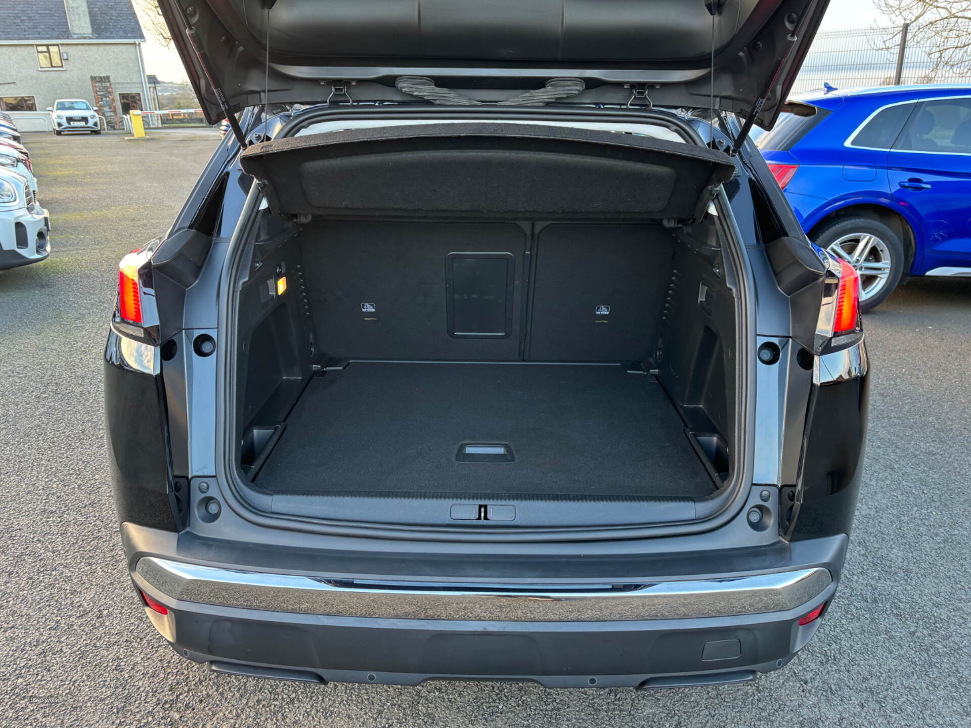 Peugeot 3008 DIESEL ESTATE in Derry / Londonderry