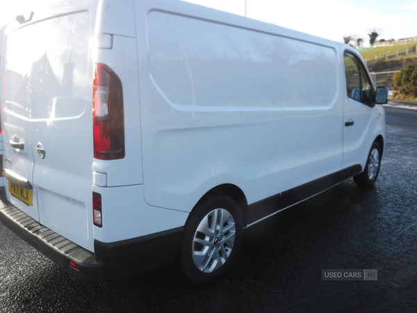 Nissan NV300 30 L2 DIESEL in Down