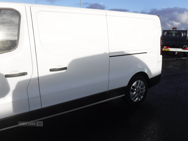 Nissan NV300 30 L2 DIESEL in Down