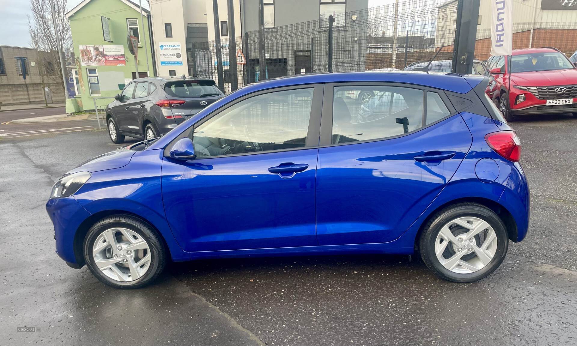 Hyundai i10 HATCHBACK in Down