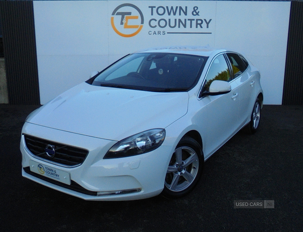 Volvo V40 DIESEL HATCHBACK in Antrim